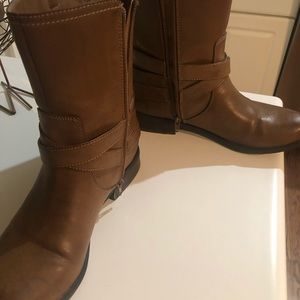 Guess ankle boots